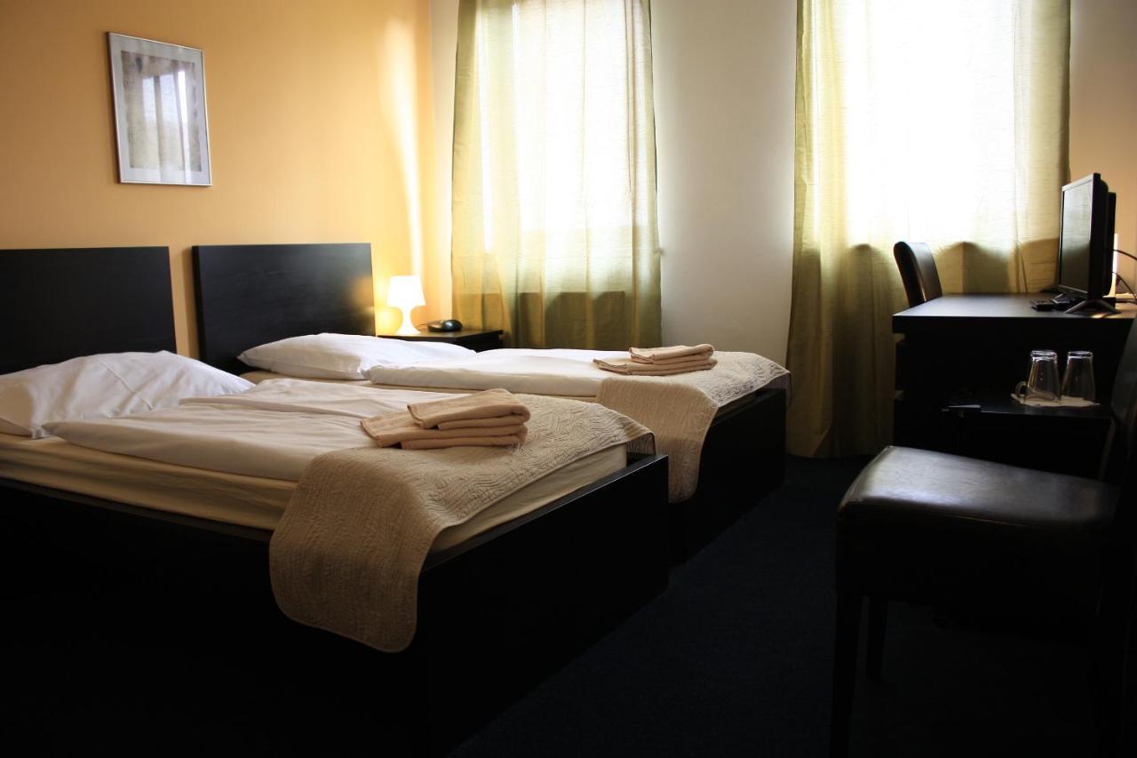 Hotel Premier ترنافا المظهر الخارجي الصورة