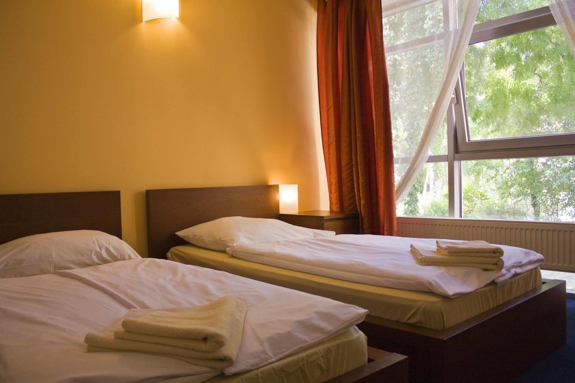 Hotel Premier ترنافا المظهر الخارجي الصورة